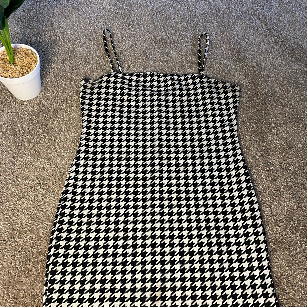 Split Bodycon Dress - Picture 2 of 11
